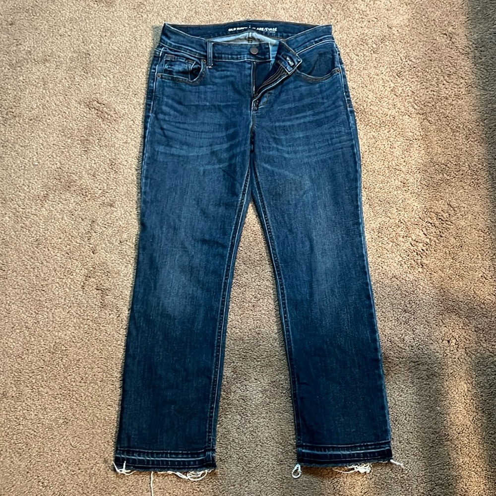 jeans in excellent condition, short.